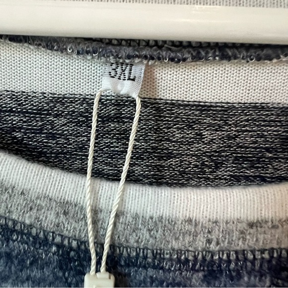 Aokosor striped, pullover top, ladies size 3XL, new with tags - Picture 4 of 7